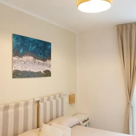 Notos Alojamento de Acomodação e Pequeno-almoço 3*