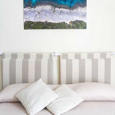 ベッド・アンド・ブレックファスト Notos 3*