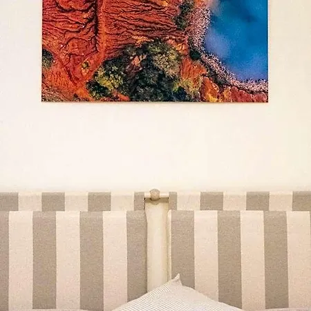 Notos Bed & Breakfast