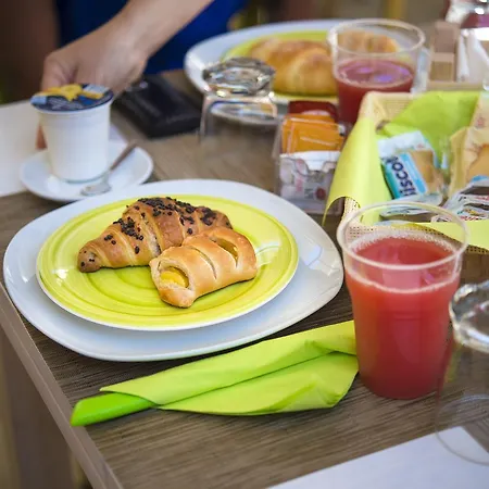 Notos Bed & Breakfast
